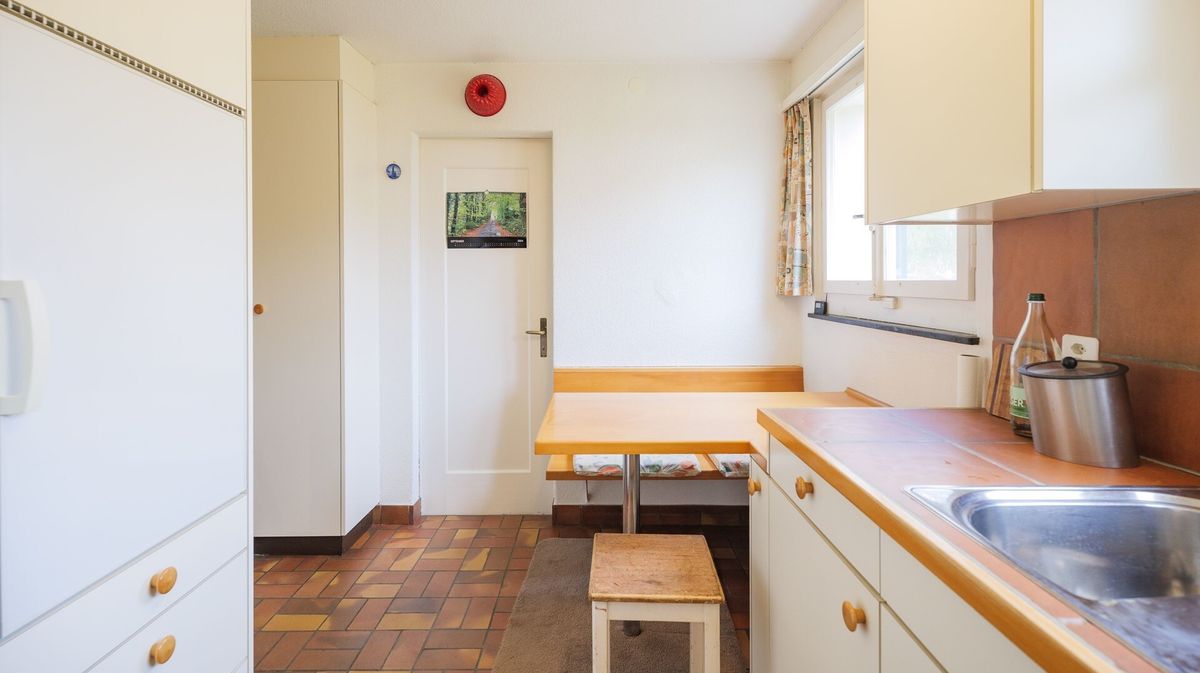 Freistehendes 5.5-Zimmer-Haus mit charmantem Garten und viel Potenzial - 3