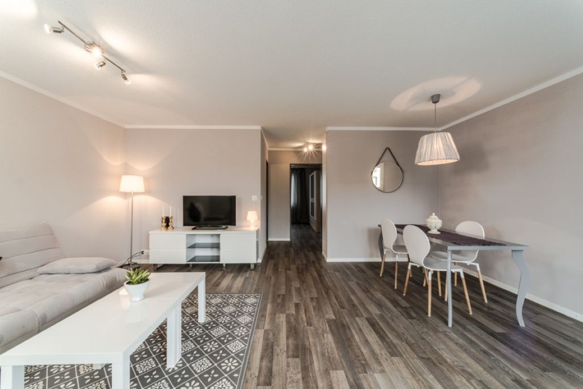 Ocher – 2.5 Room Apartment in Zürich - 2