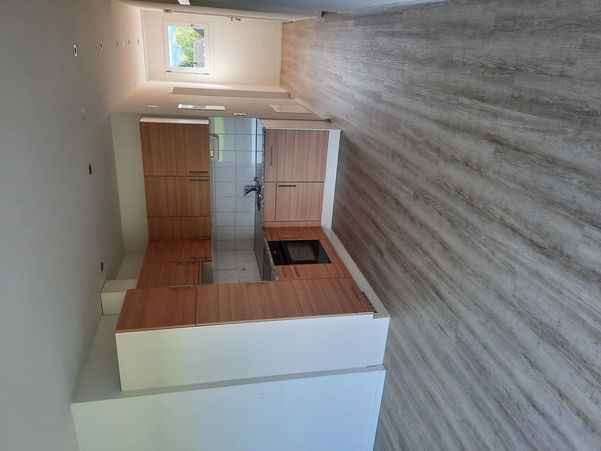 Moderne Loft-Wohnung mit Balkon in Fehraltorf - 2