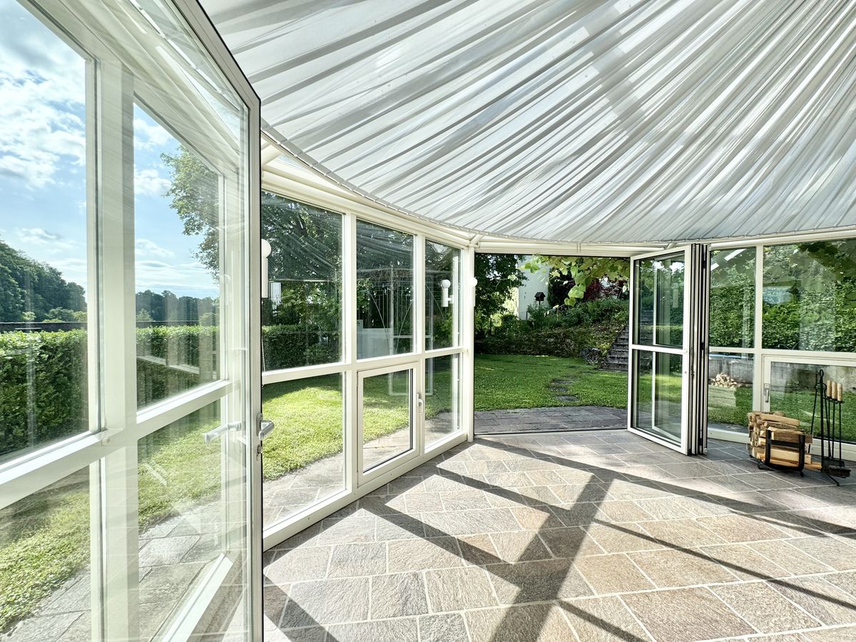 Freistehendes Einfamilienhaus mit traumhaftem Garten, bevorzugte Lage - 2