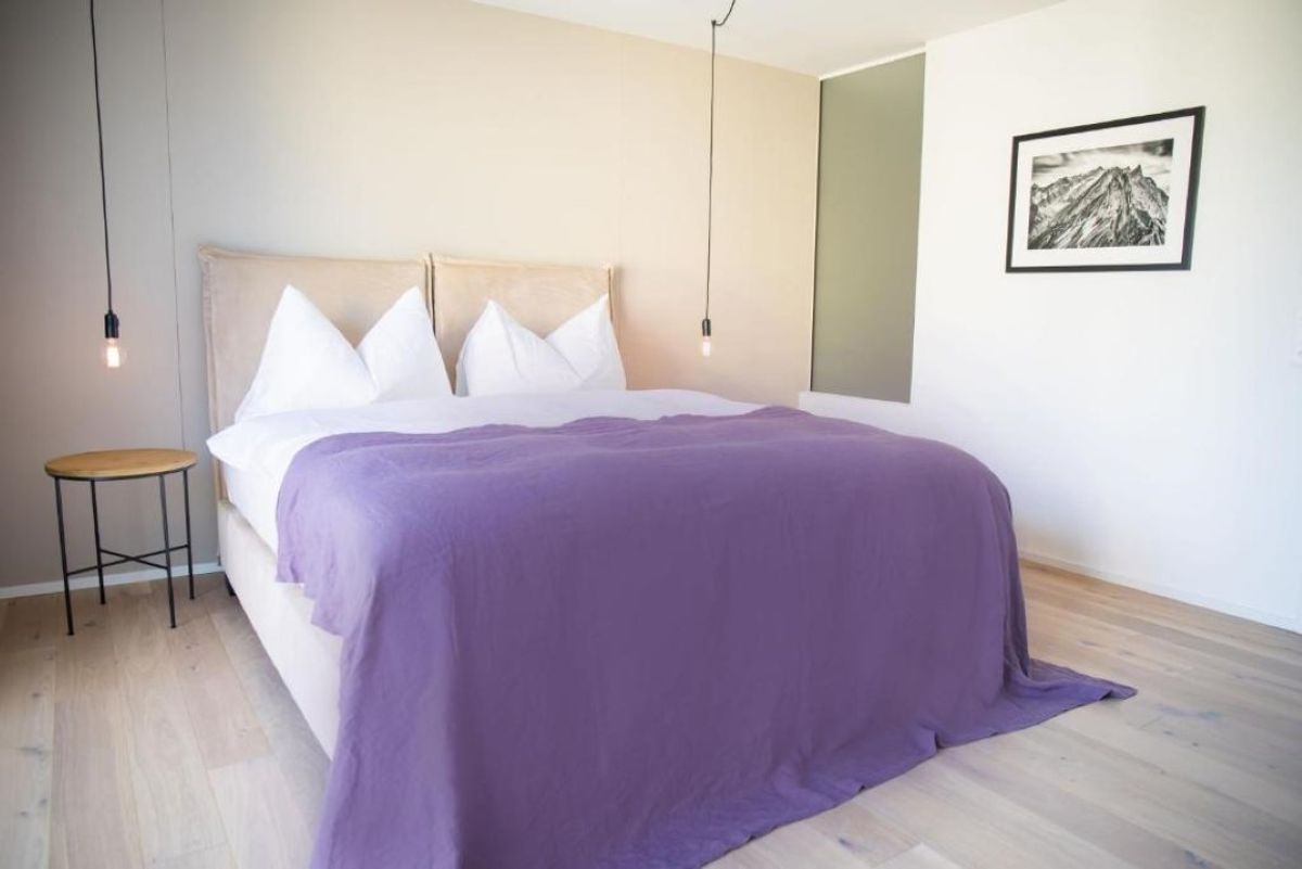 2 BEDROOM SUITE PLUS - 103 m2 - 7