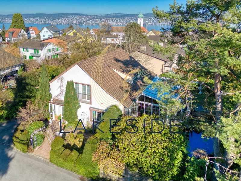 Unique gem with dream garden in a sought-after location - 6