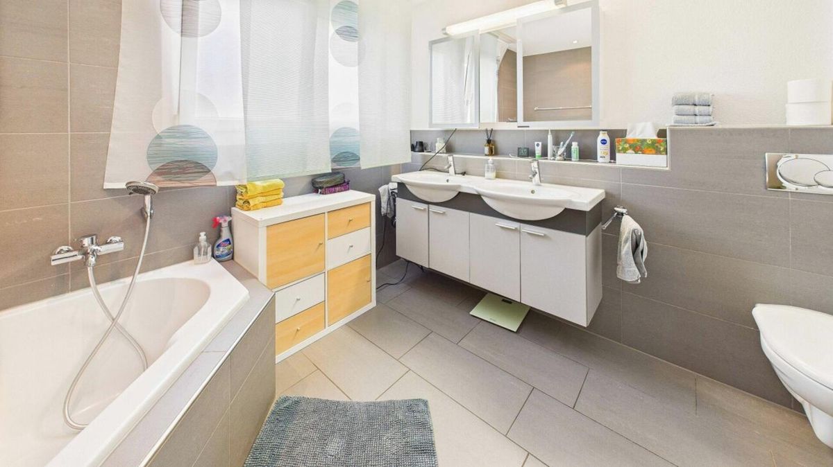 Grosszügige 4.5-Zimmer-Wohnung mit Balkon und flexibler Raumaufteilung - 8