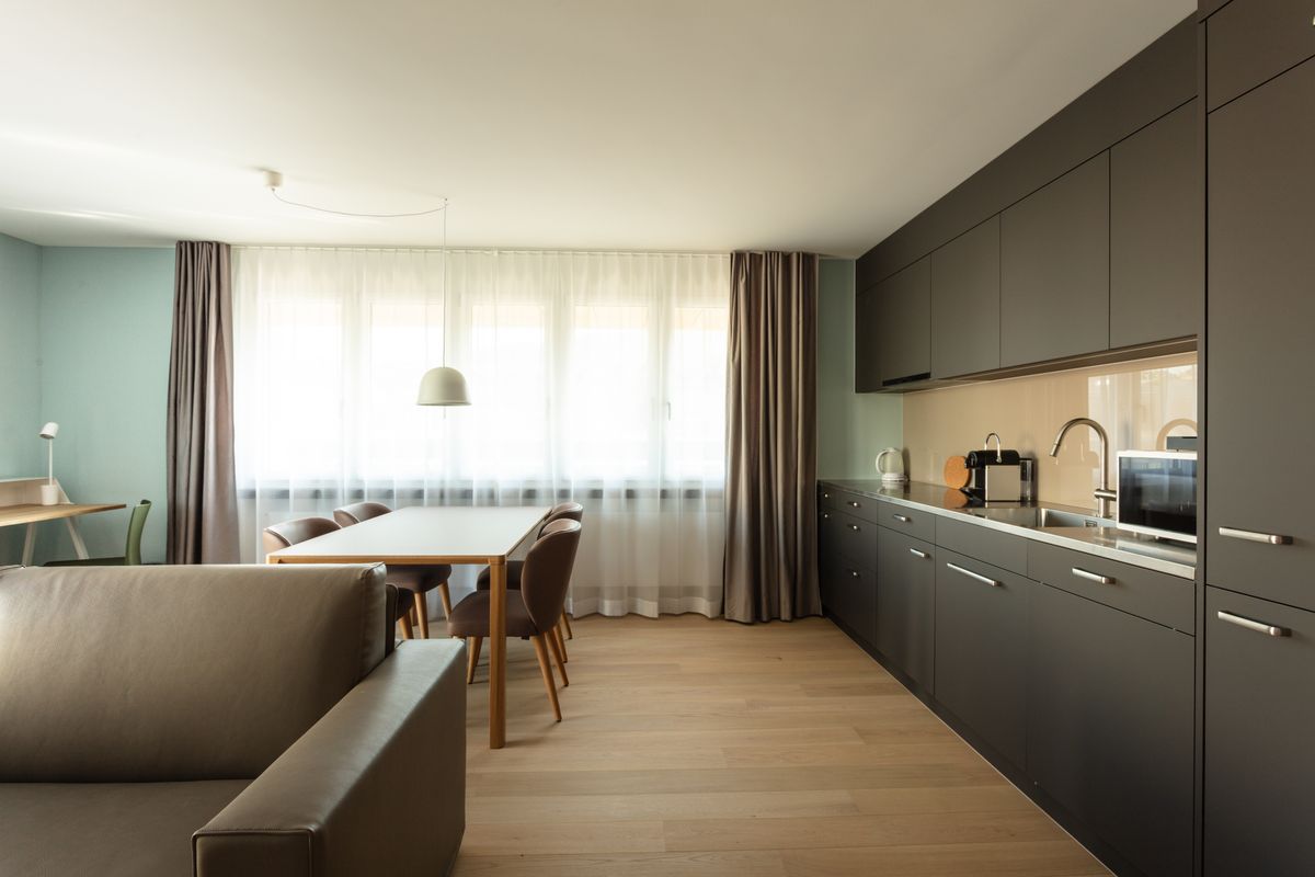 1 Bedroom Penthouse Serviced Apartment Downtown - 1