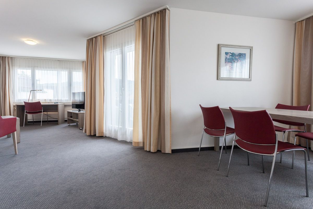 1 Bedroom Serviced Apartment Aussersihl - 1