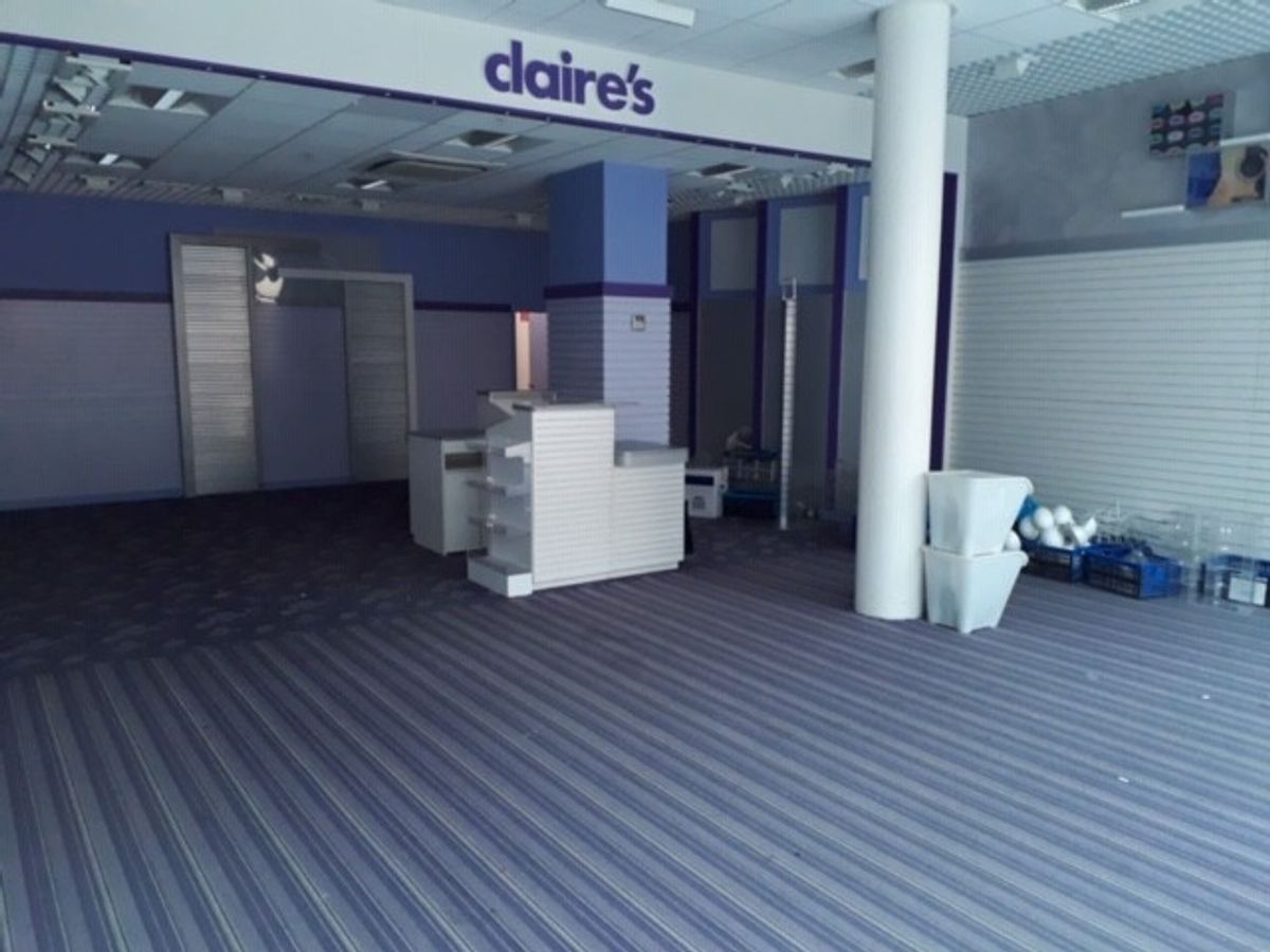 surface de 166 m2 dans le centre commercial Lancy Centre - 2