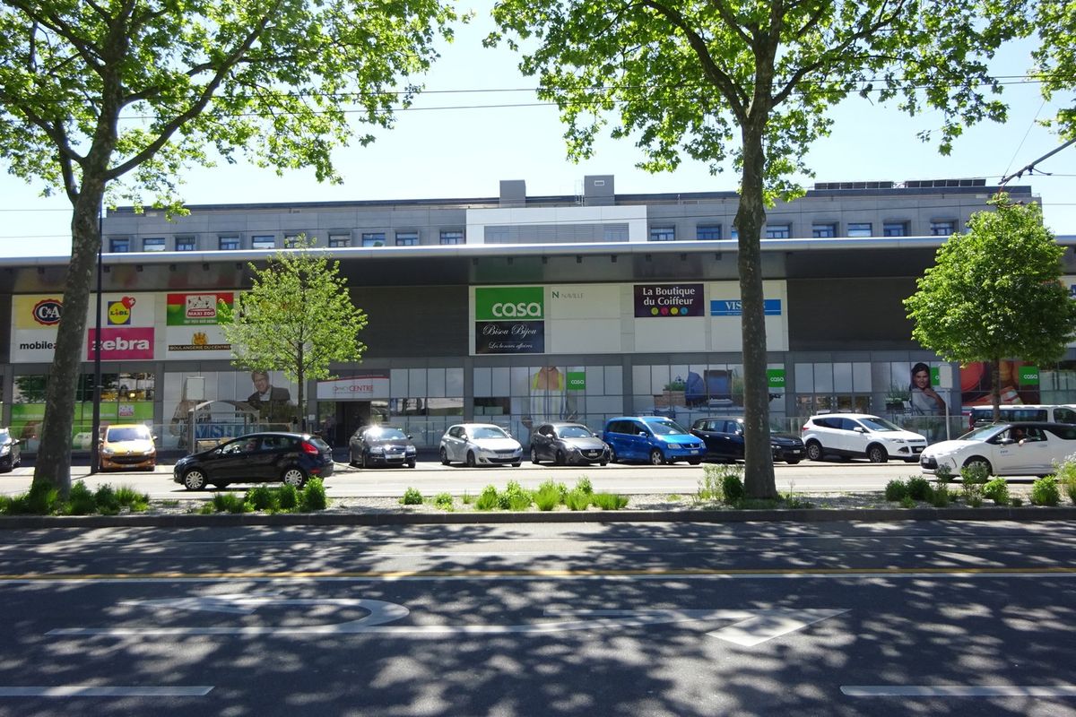 surface de 166 m2 dans le centre commercial Lancy Centre - 6