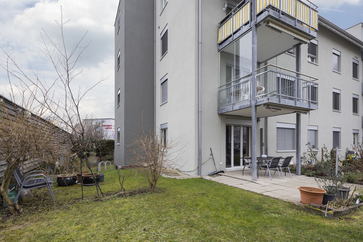 Zentrale Familienwohnung mit Garten und vielseitiger Nutzung - 1
