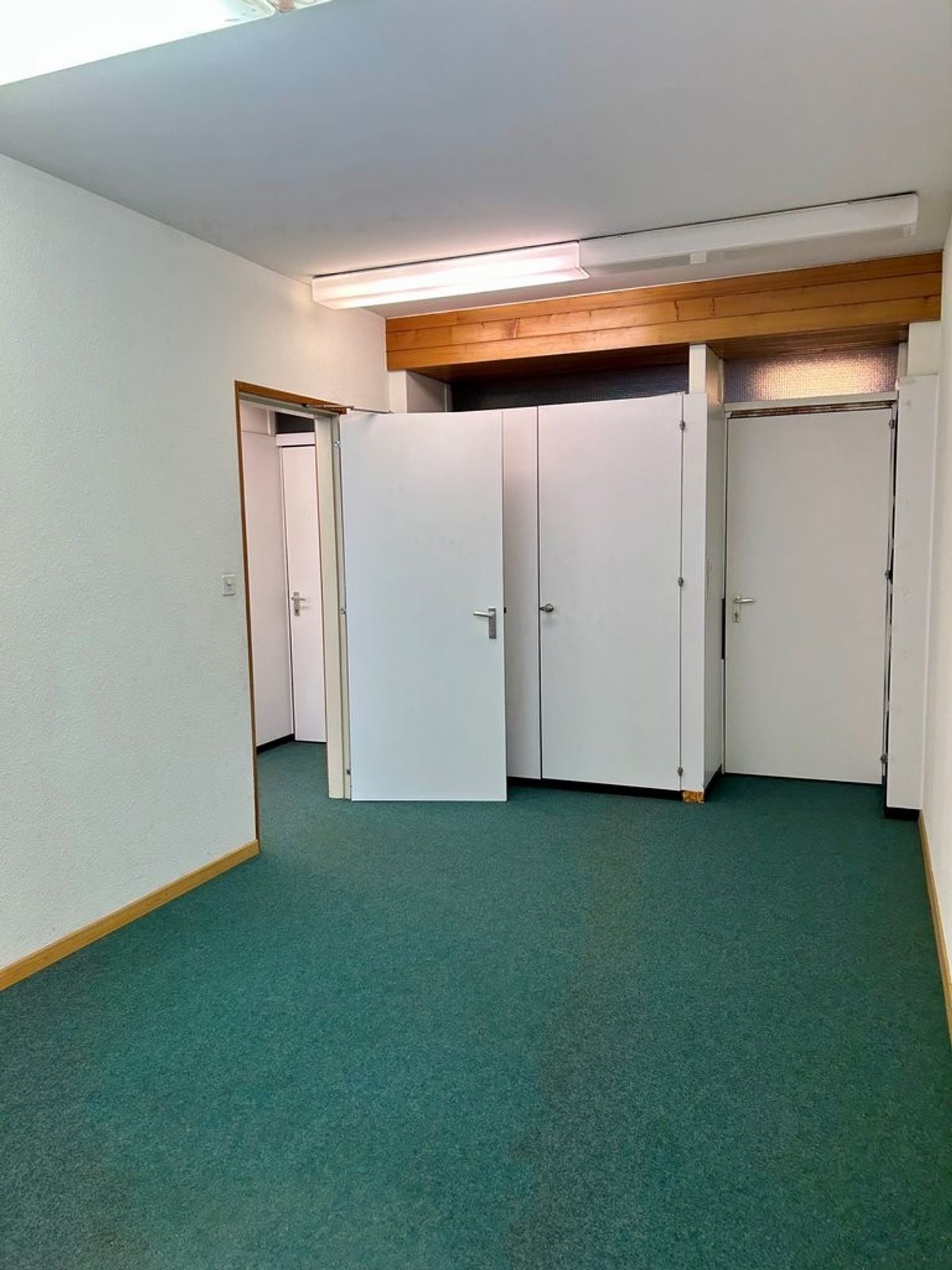 Surface à louer en plein centre-ville ! - 2