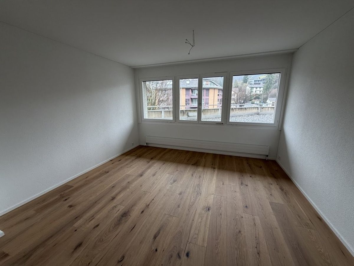 Frisch renoviert und stilvoll umgestaltet - wohnen wie im Neubau! - 4