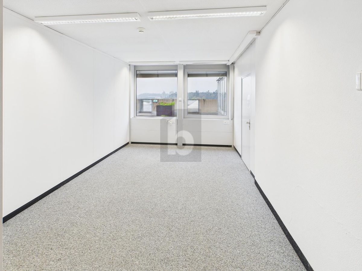 PRAKTISCH UND MIT GUTER INFRASTRUKTUR (BÜRO 4.12) - 0