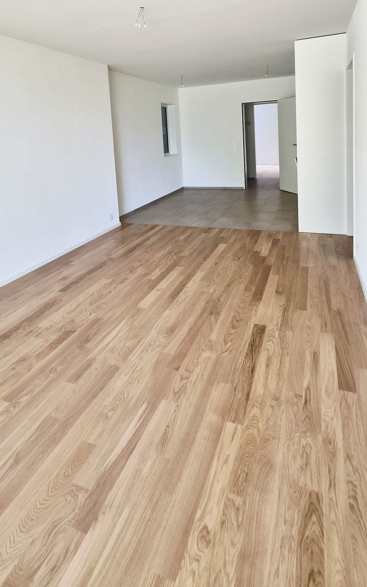 Moderne 2.5-Zimmer-Wohnung in Zürich-Schwamendingen zu vermieten! - 6
