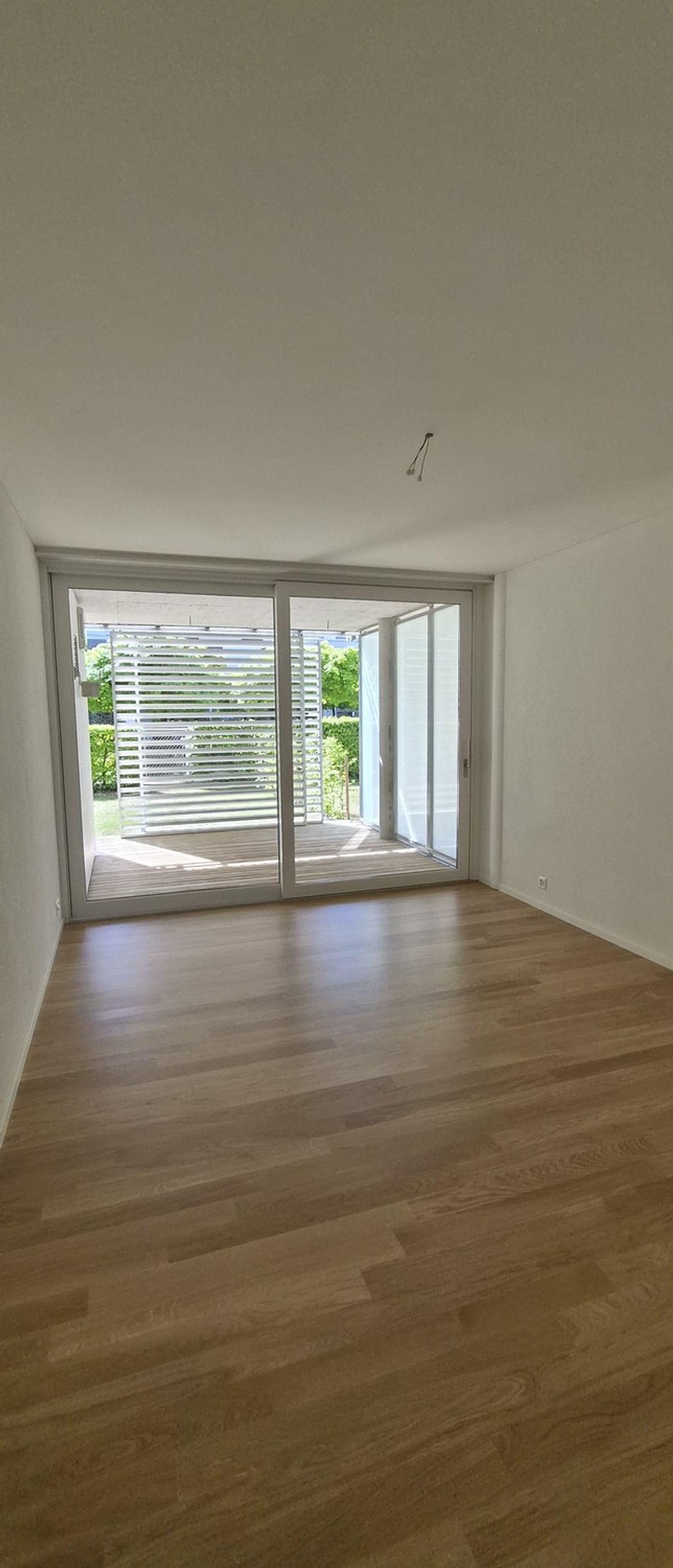 Moderne 2.5-Zimmer-Wohnung in Zürich-Schwamendingen zu vermieten! - 2
