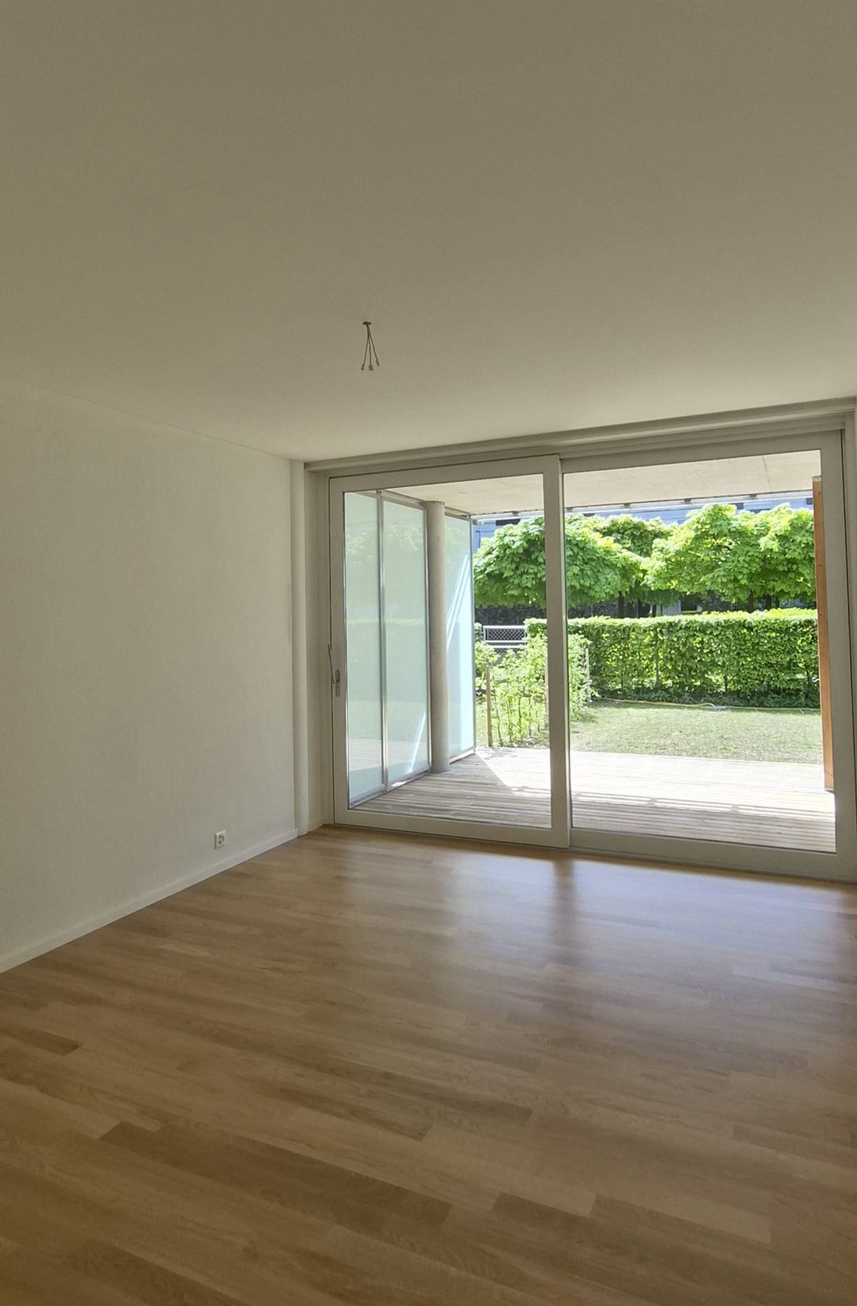 Moderne 2.5-Zimmer-Wohnung in Zürich-Schwamendingen zu vermieten! - 2