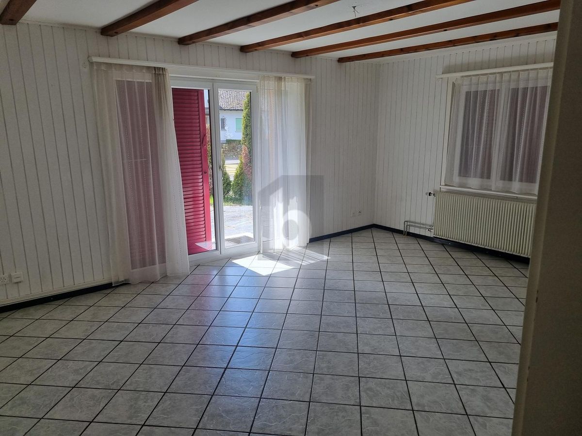 PRIX TRÈS ATTRACTIF !! SPACIEUX AVEC JARDIN - 2