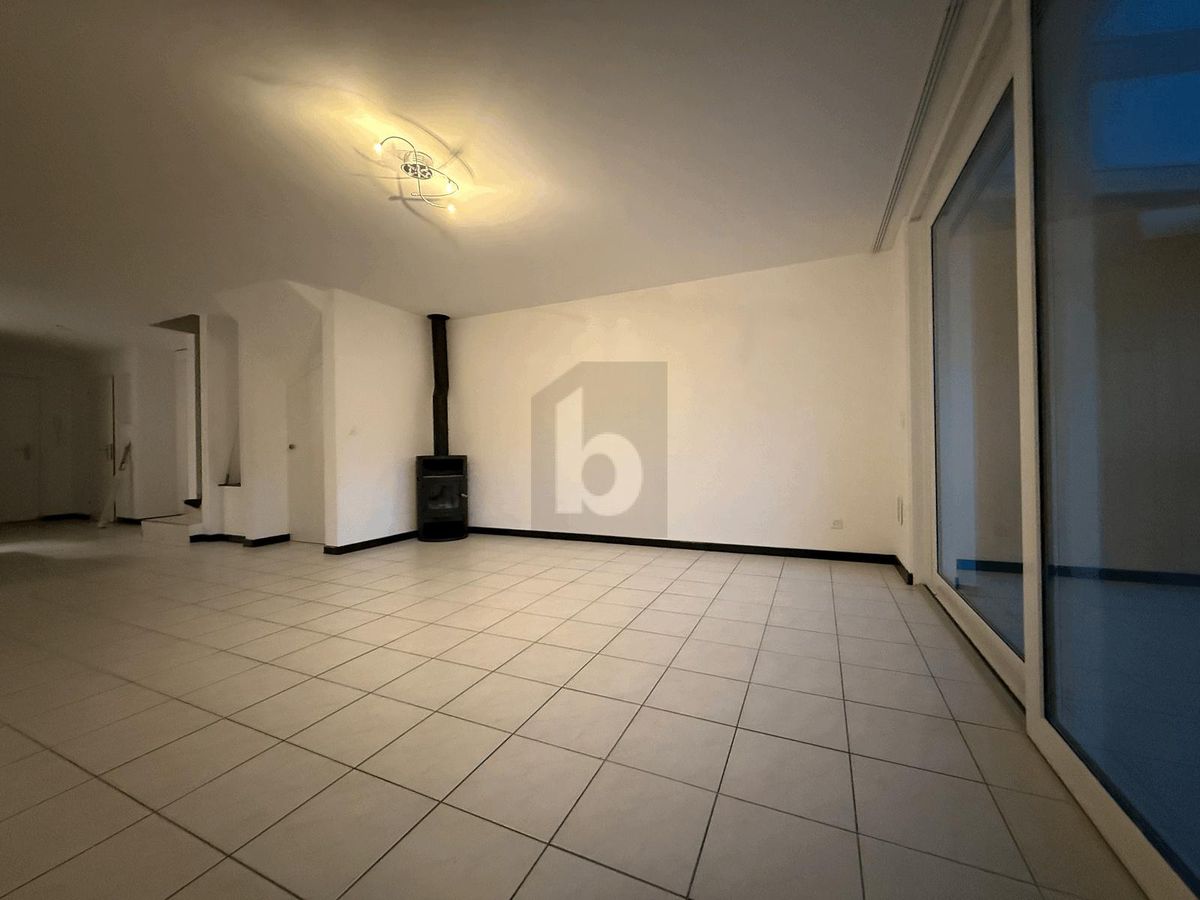 VIEL PLATZ, LICHT & PERFEKTE LAGE - 2