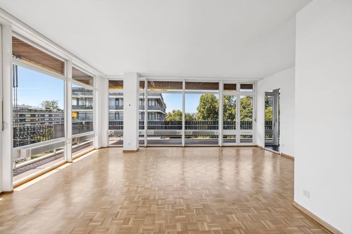Stunning lake view – Elegant 5-room - 1