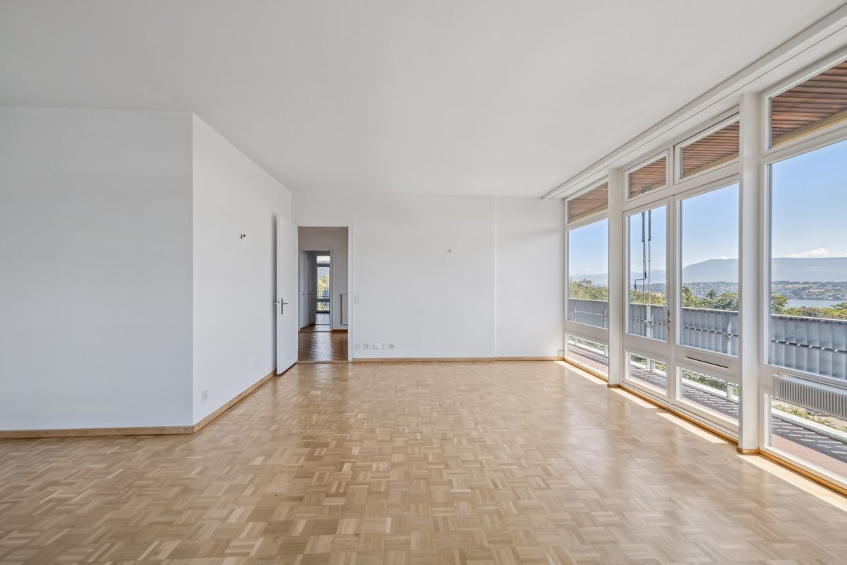 Stunning lake view – Elegant 5-room - 3