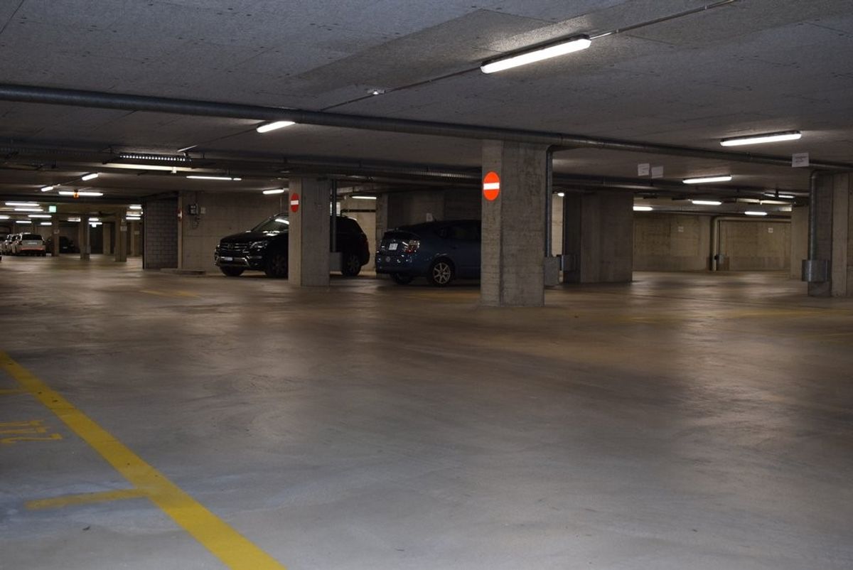 Idealer Einstellplatz an guter Lage! - 1