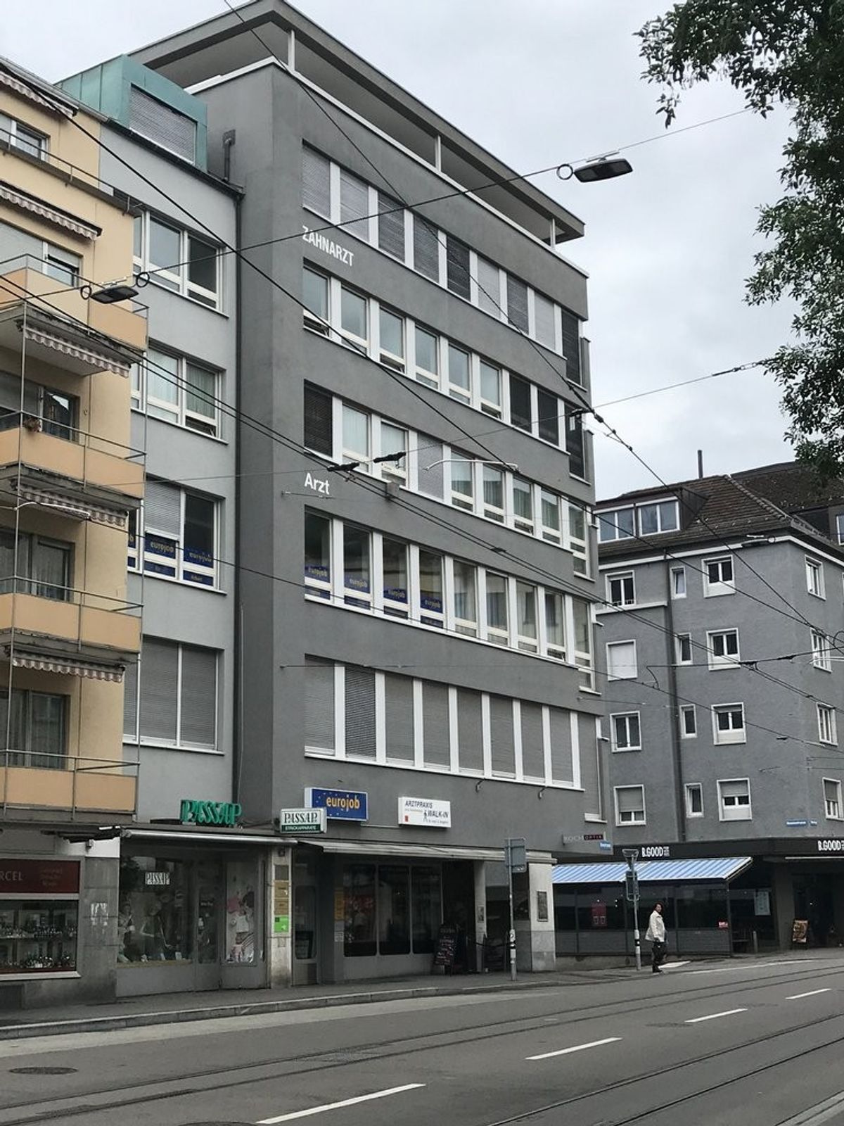 Büro/Atelier direkt beim Bahnhof Oerlikon - 0