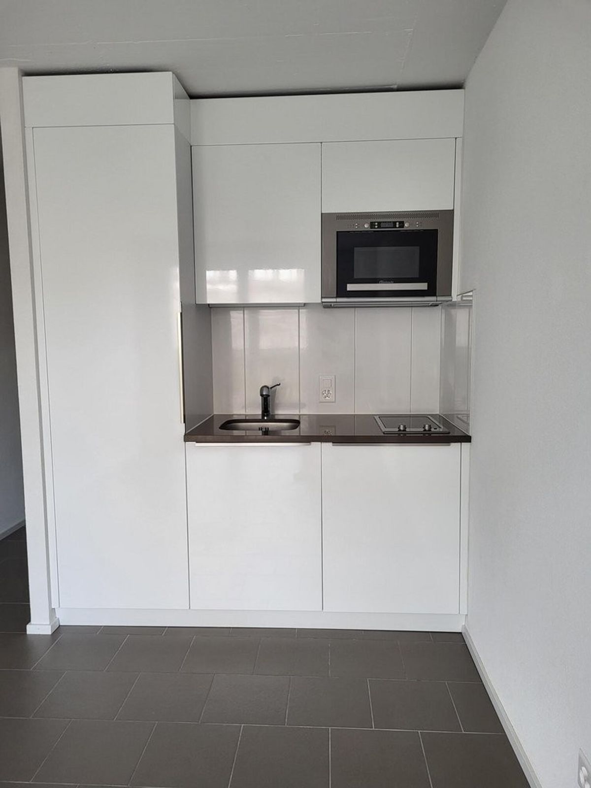 A saisir ! Magnifique studio à deux pas de la gare de Fribourg ! - 3