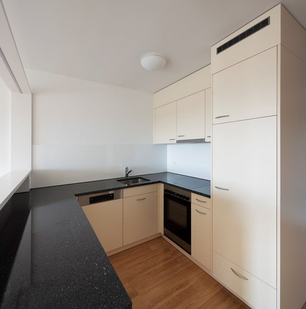 Seniorenwohnung mit Balkon zu vermieten! - 3