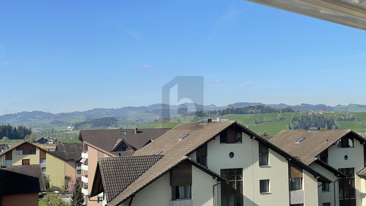 ERSTBEZUG MIT EIGENEM GARTEN (70 M2) - 1