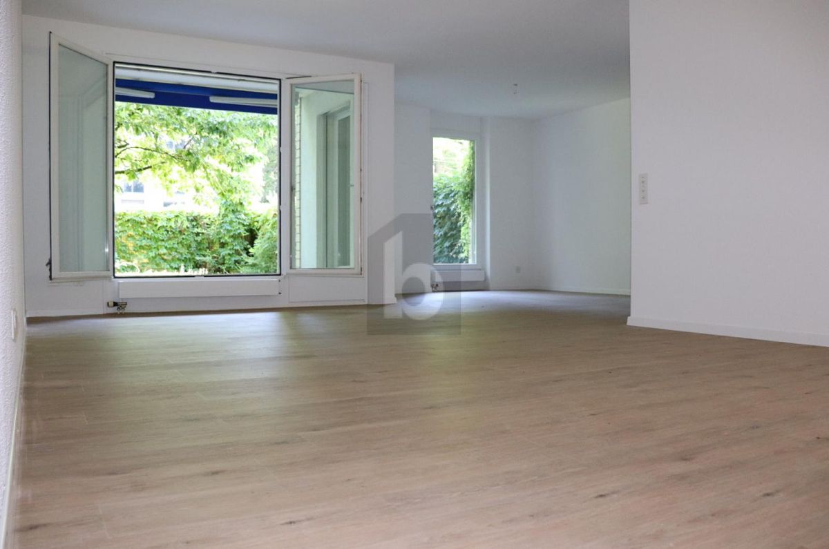 ZENTRALE LAGE MIT GARTENSITZPLATZ - 2
