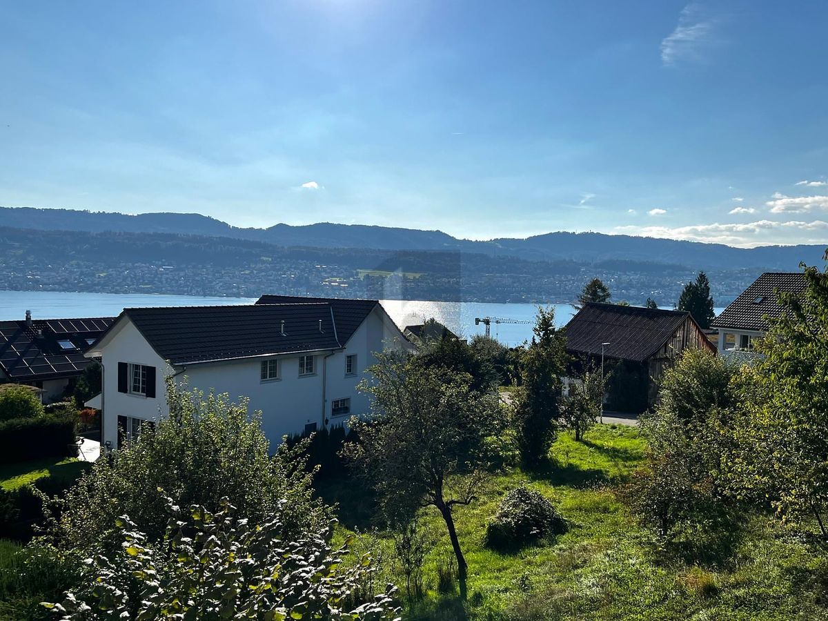 ATTRAKTIVE LAGE MIT SEE- UND BERGSICHT - 0