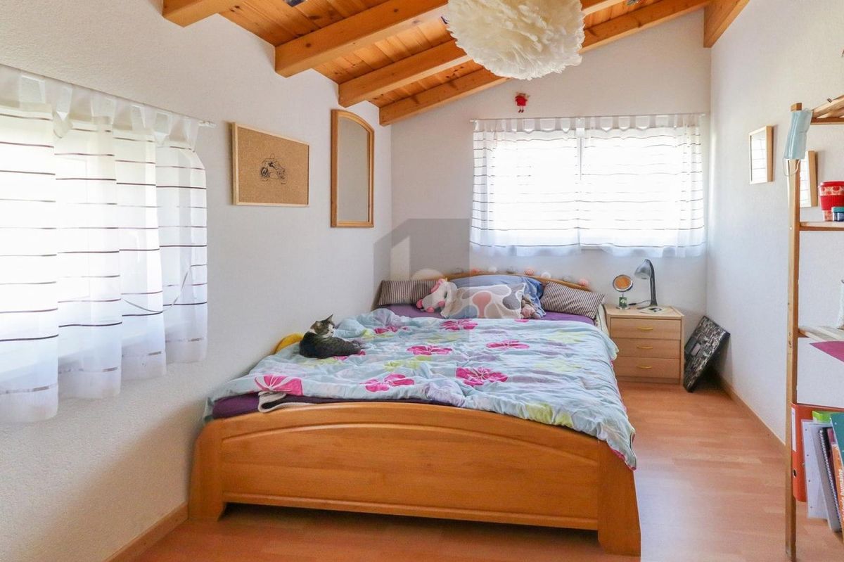 MODERNE, LUMINEUX, VUE MONTAGNES AVEC JACUZZI - 3