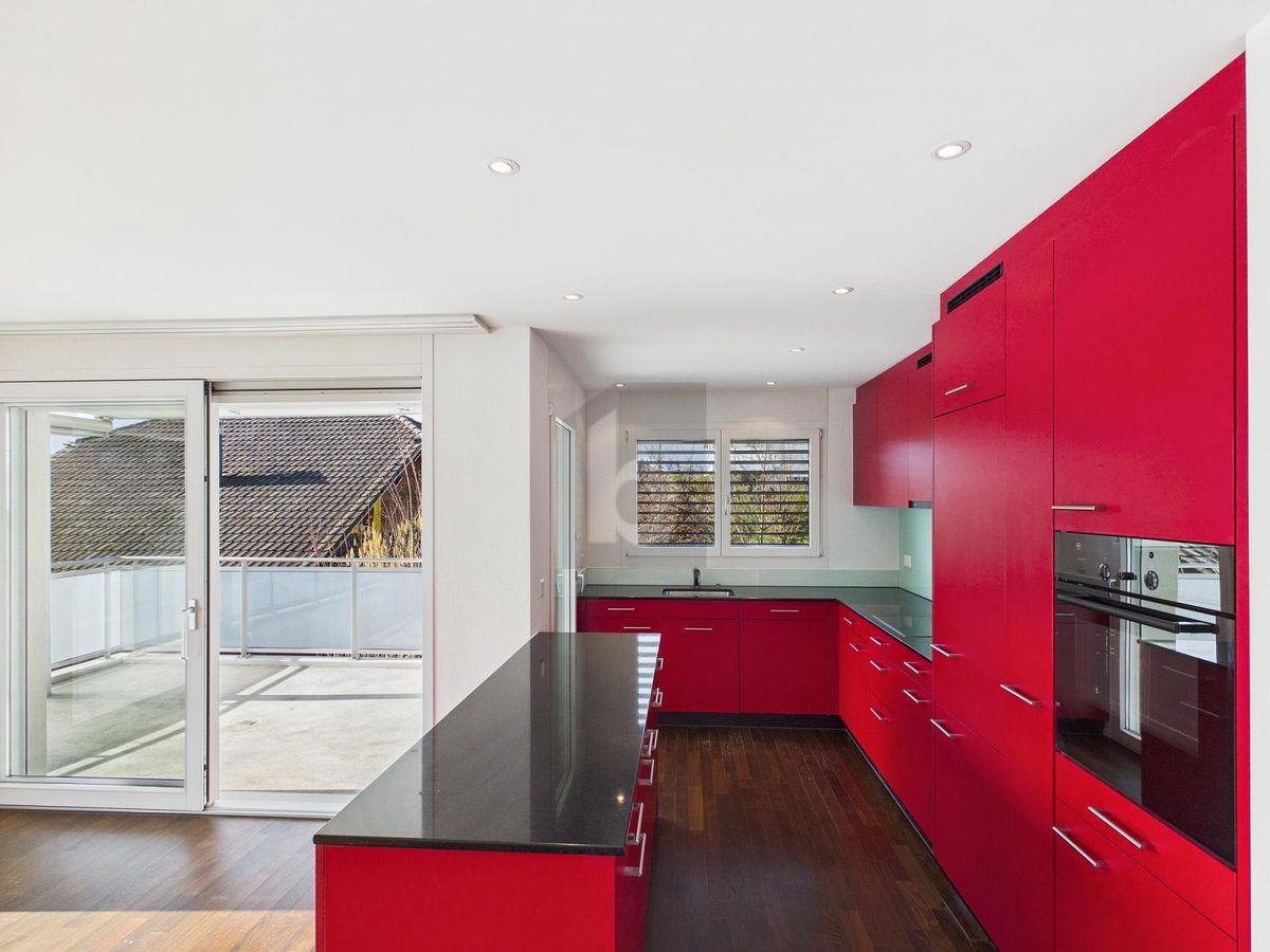 SEEING RED (THE GOOD WAY): DEIN STYLISCHES UNIKAT! - 1