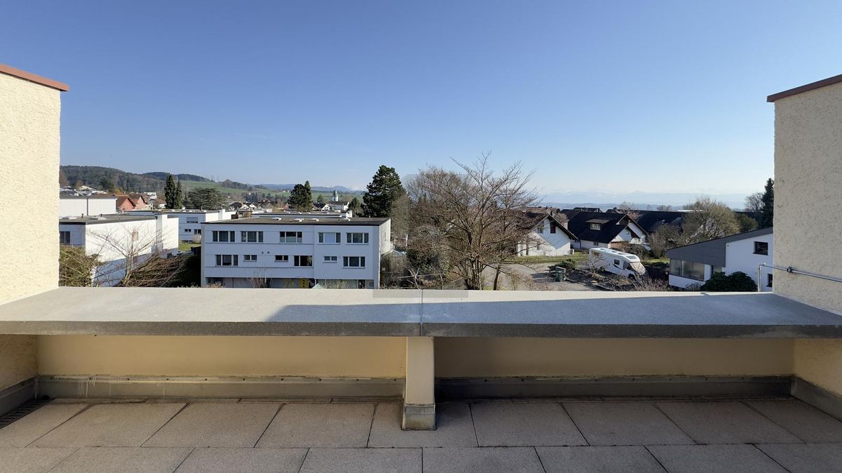 SONNIG, CHARMANT UND VOLLER POTENZIAL - 1