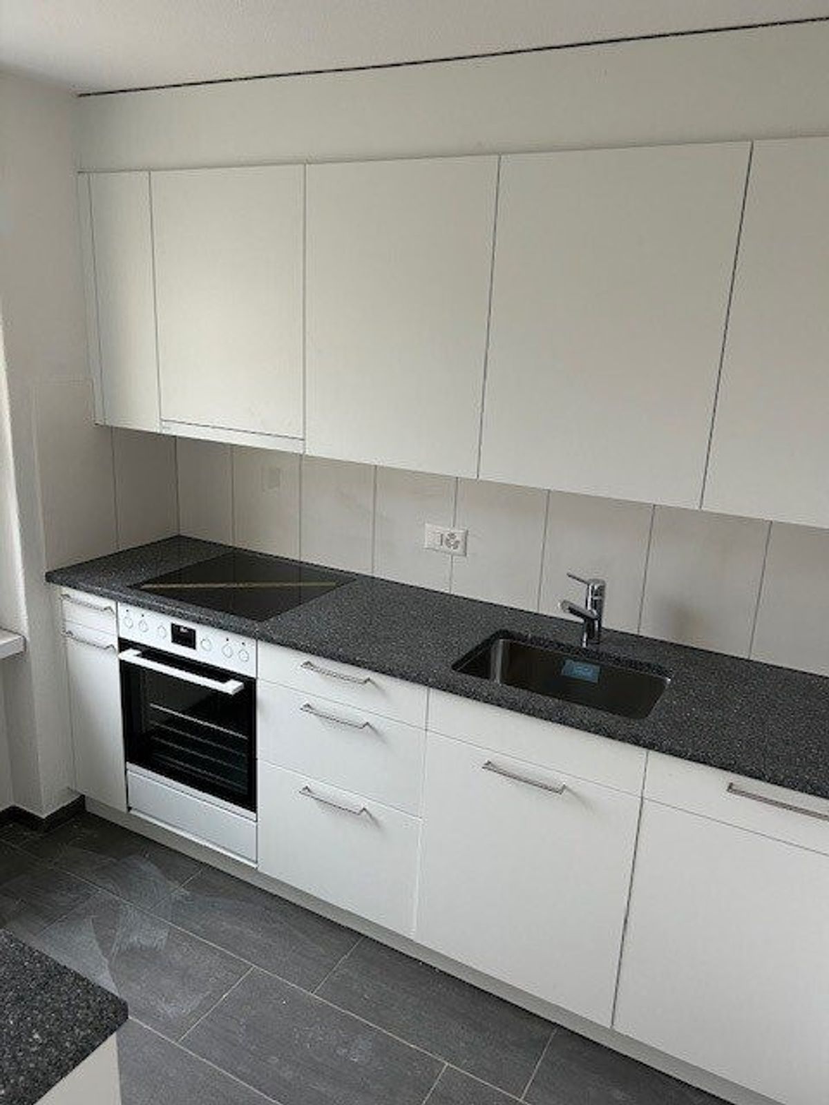 Top Wohnung mit neuer Küche! 1. Monat GRATIS! - 5