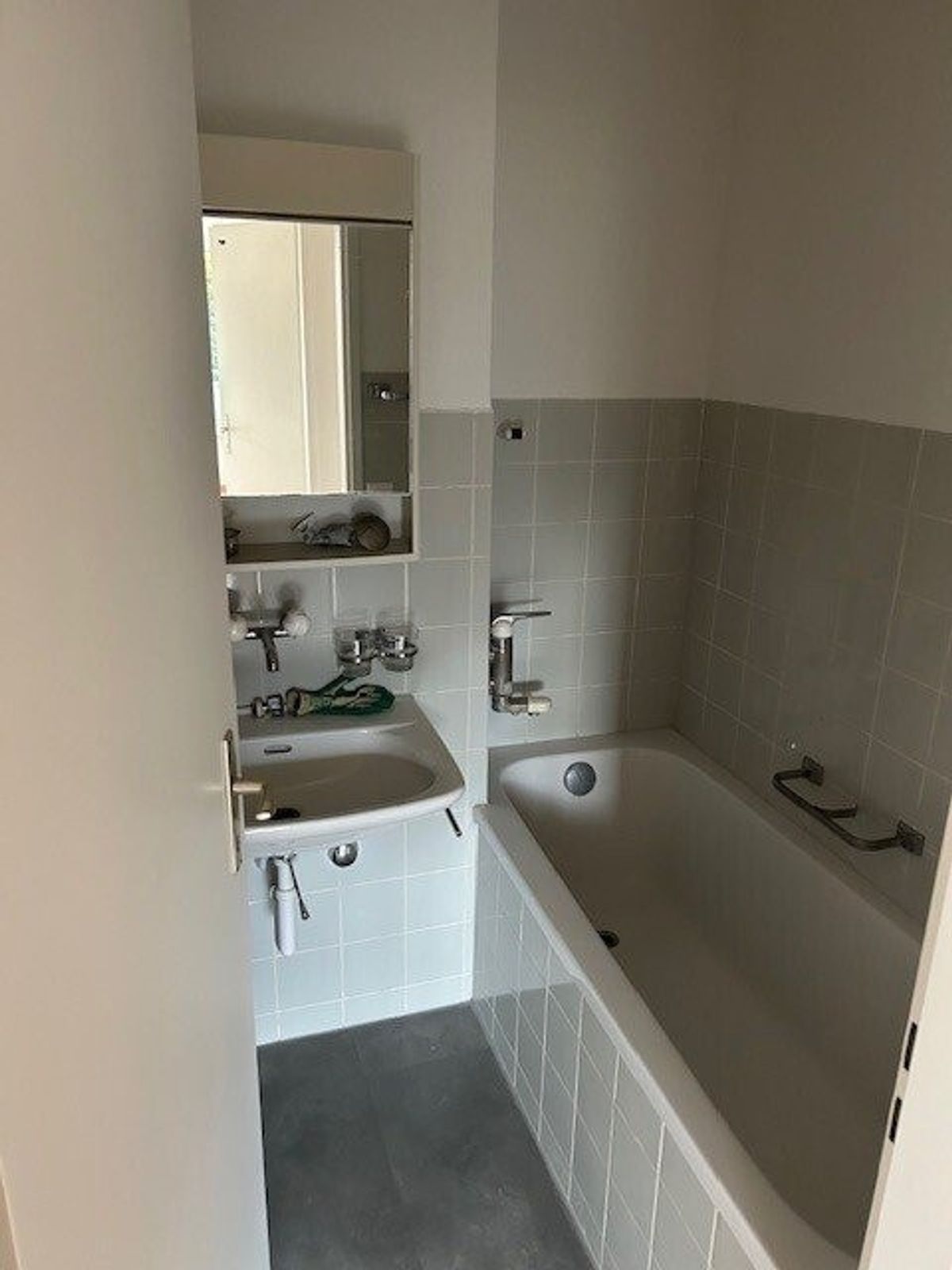 Top Wohnung mit neuer Küche! 1. Monat GRATIS! - 6