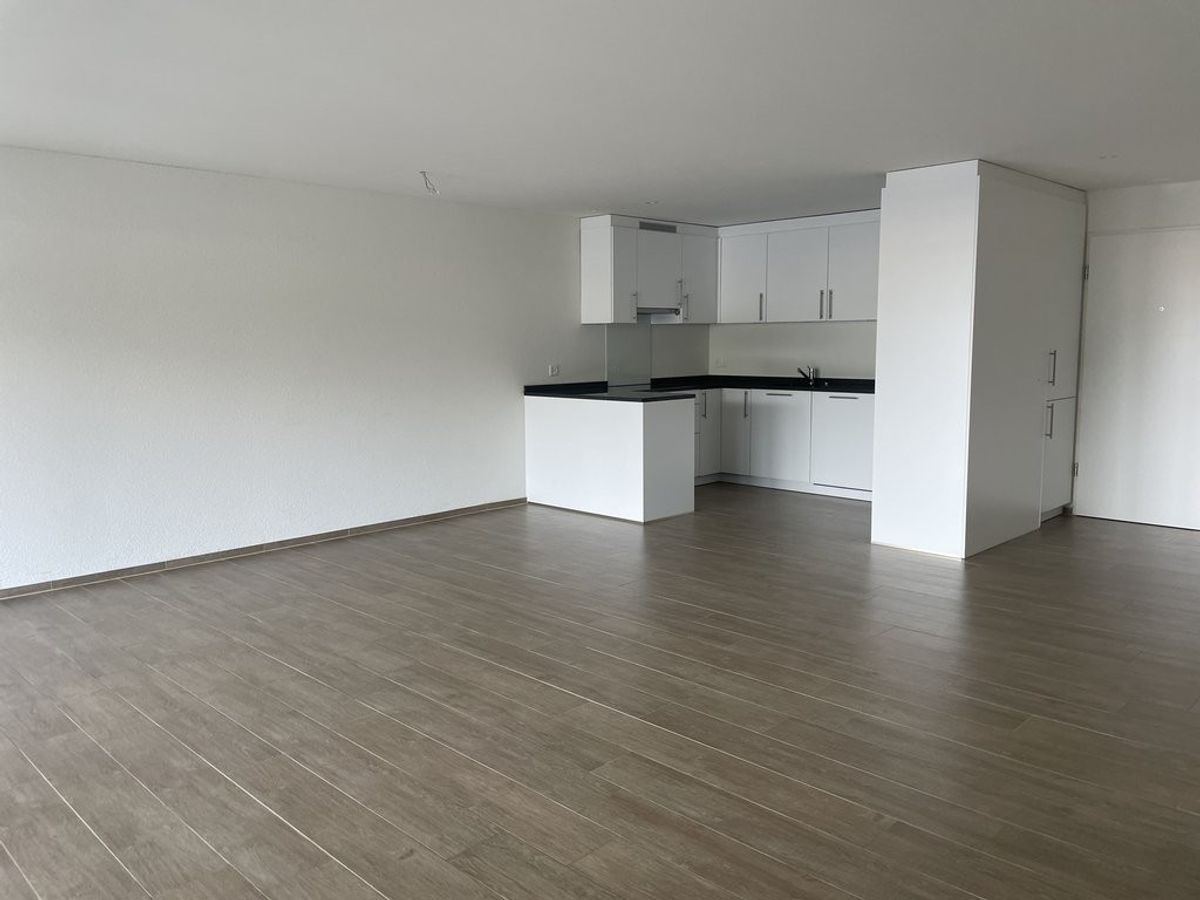 Ein glücklicher Wohnungsstart - 1