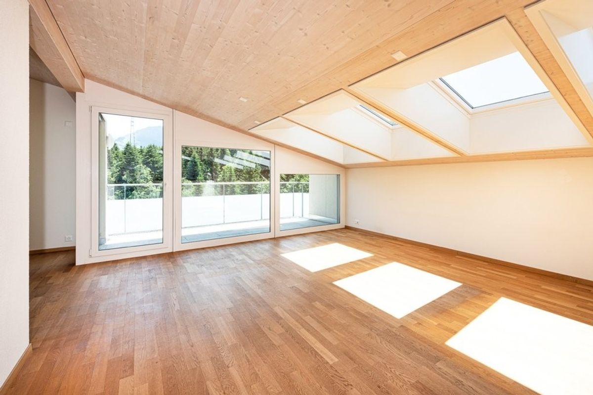 Moderne Dachwohnung sucht Bewohner - 1