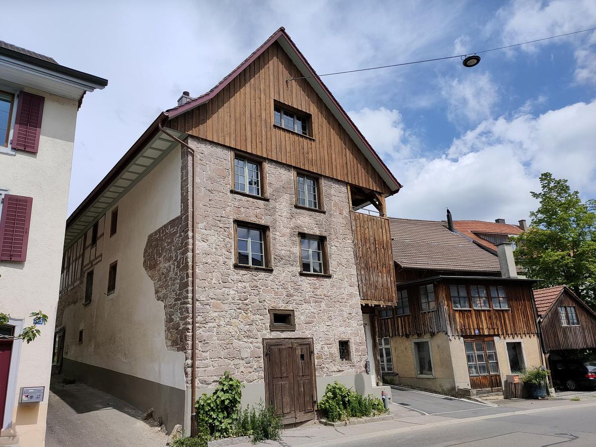 CHARMANT, HISTORISCH UND LICHTDURCHFLUTET - 0