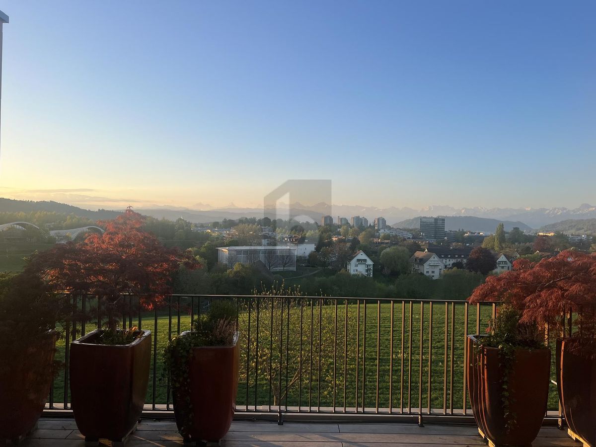 RUHIG UND GEHOBEN MIT TOP AUSSICHT - 4