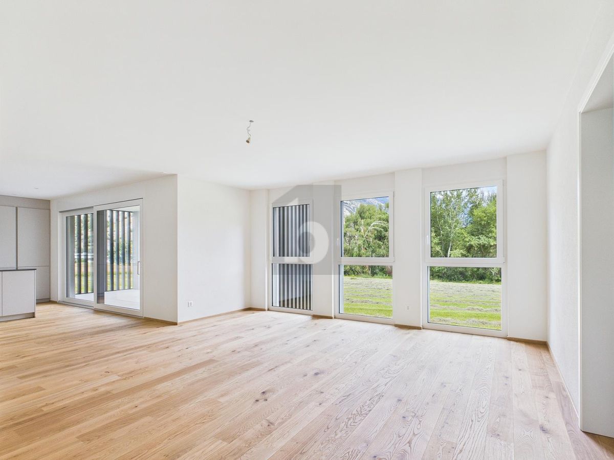 MODERN UND SONNENVERWÖHNT - 1