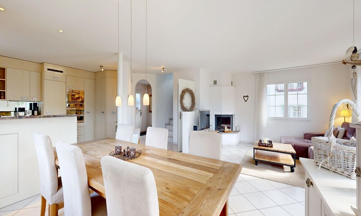 Einfamilienhaus mit Garten in Niederwenigen, nähe Zürich - 0