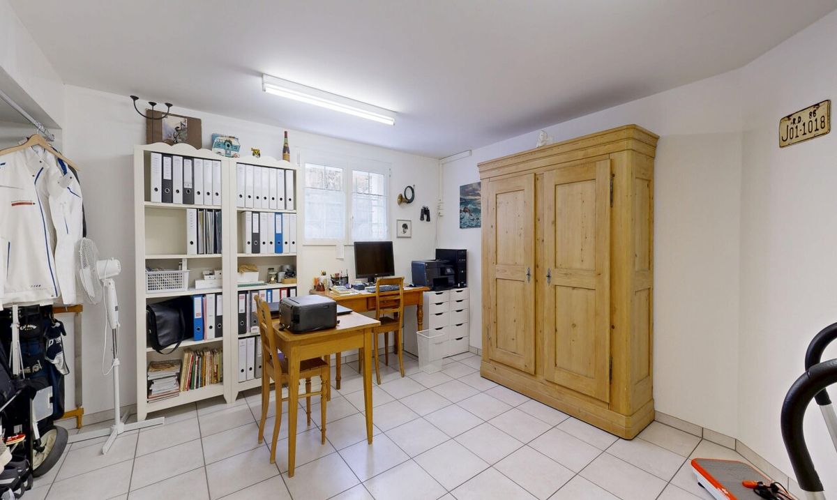 Einfamilienhaus mit Garten in Niederwenigen, nähe Zürich - 9
