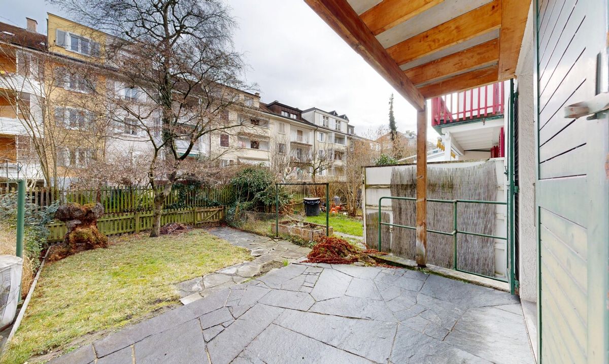 Reihenhaus mit Garten an begehrter Basler Lage - 0