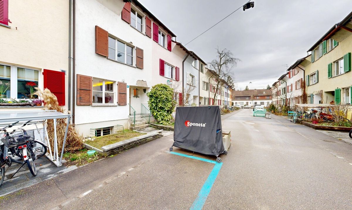 Reihenhaus mit Garten an begehrter Basler Lage - 3
