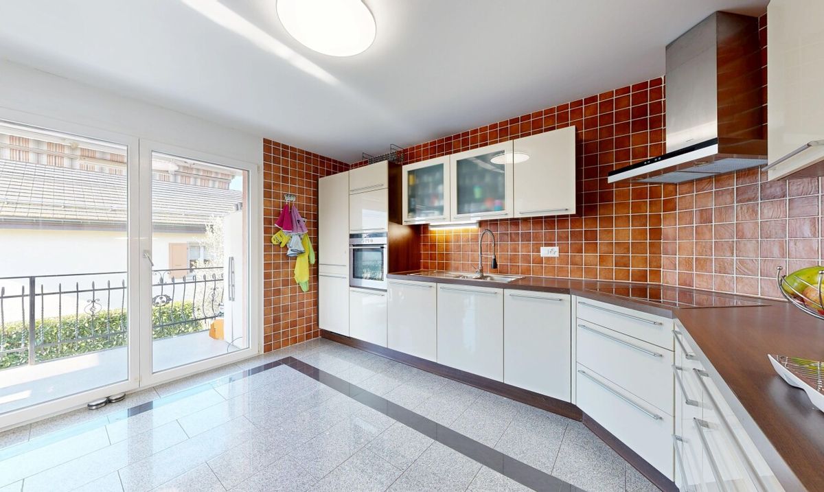 Grosszügige Familienwohnung mit Balkonen und Garten in St-Prex - 6