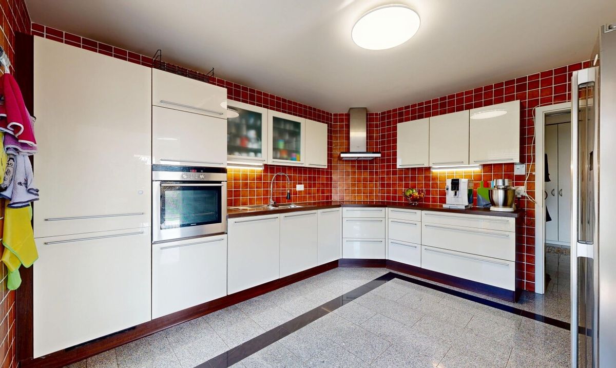 Grosszügige Familienwohnung mit Balkonen und Garten in St-Prex - 7