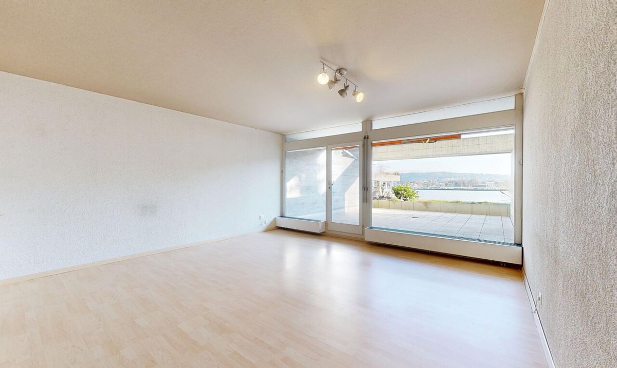 Reihenmittelhaus am Bielersee mit Seewiese zur Mitbenutzung - 1
