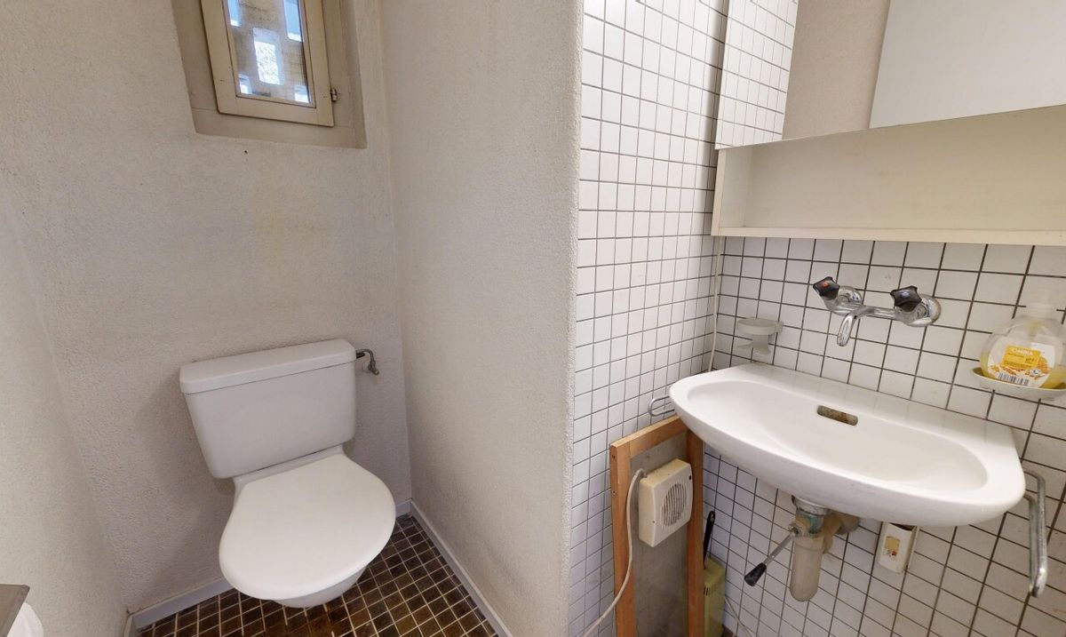 Reihenmittelhaus am Bielersee mit Seewiese zur Mitbenutzung - 9