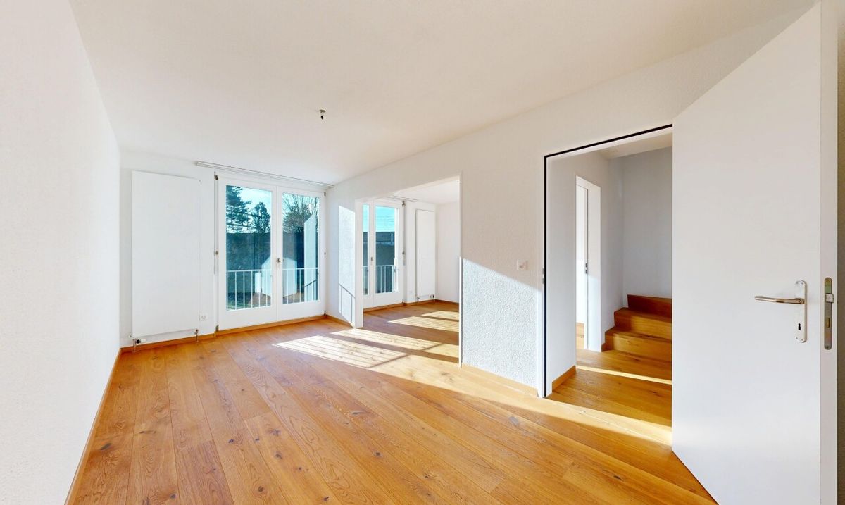 Attraktives 5.5-Zimmer-Reihenmittelhaus mit Blick ins Grüne - 8