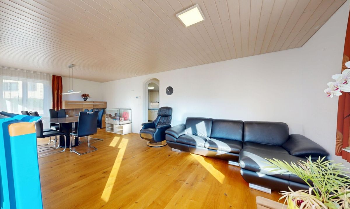 Charmantes 4 Zimmer EFH mit Ausbaupotenzial auf 732m2 Grundstück - 3