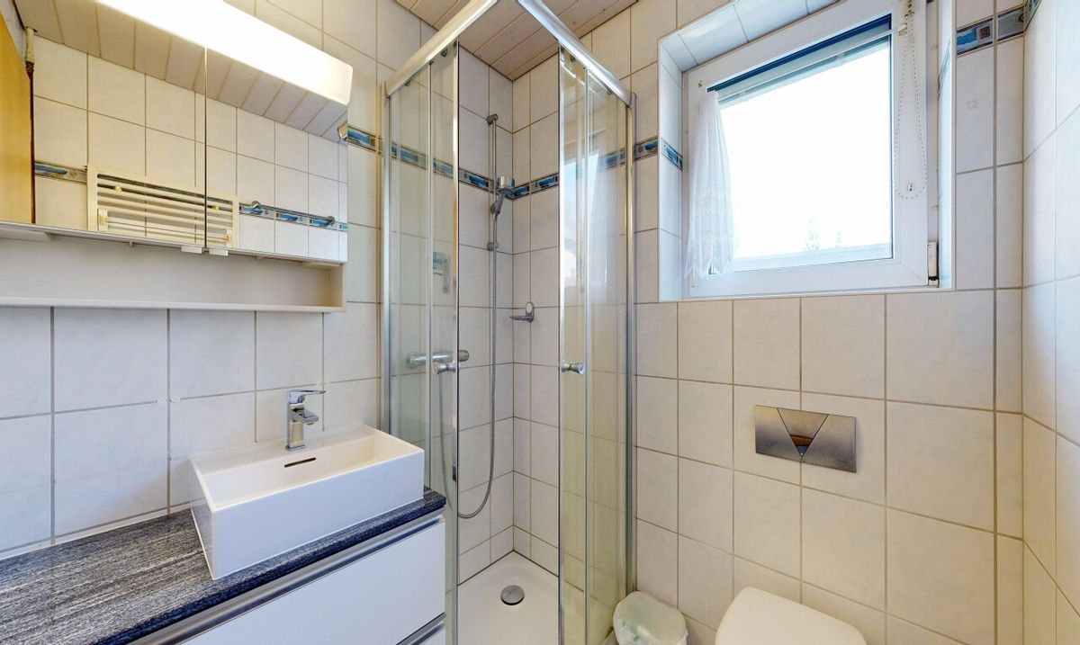 Charmantes 4 Zimmer EFH mit Ausbaupotenzial auf 732m2 Grundstück - 9